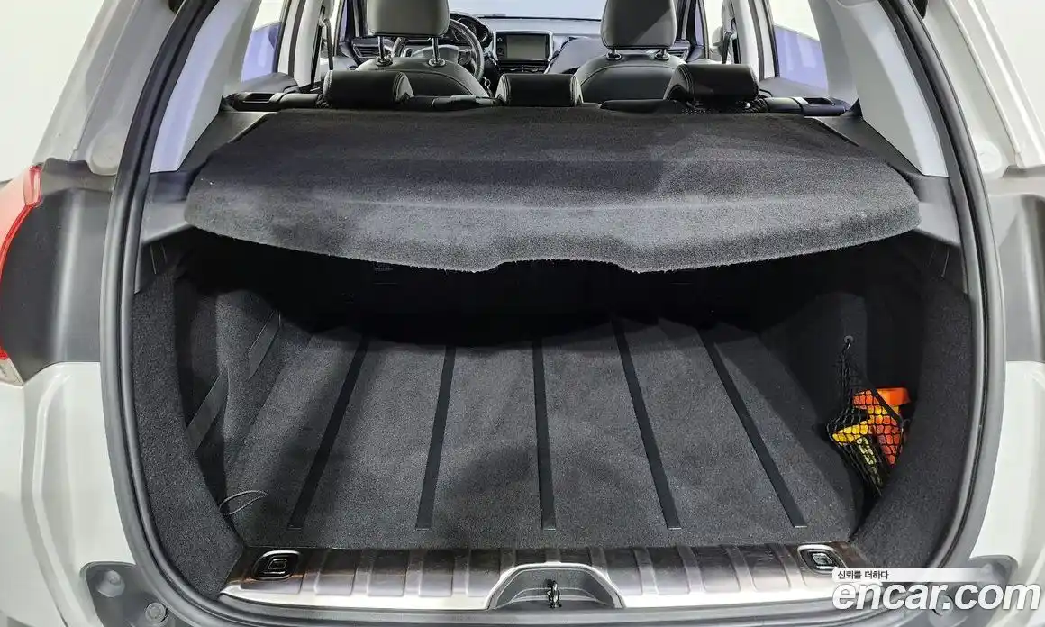 Peugeot 2008 2015 1.6 гидро в Москве № 1615498, фото 20