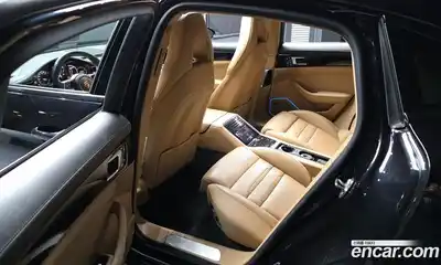 Porsche Panamera 2018 3.0 гидро в Москве № 1619188, миниатюра 12