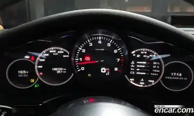 Porsche Panamera 2018 3.0 гидро в Москве № 1619188, миниатюра 8