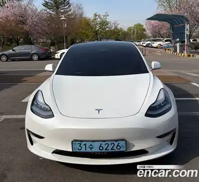 Tesla Model 3, 2020