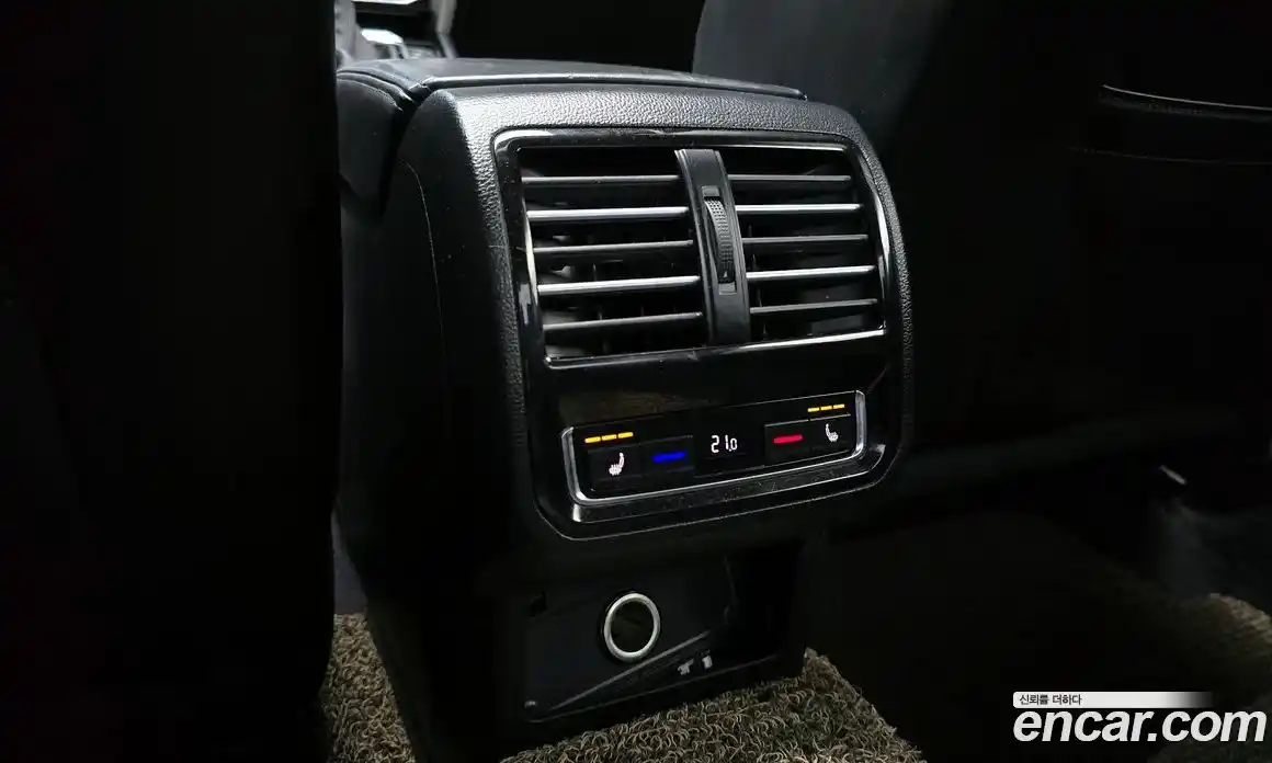 Volkswagen Passat 2018 2.0 гидро в Москве № 1623503, фото 17