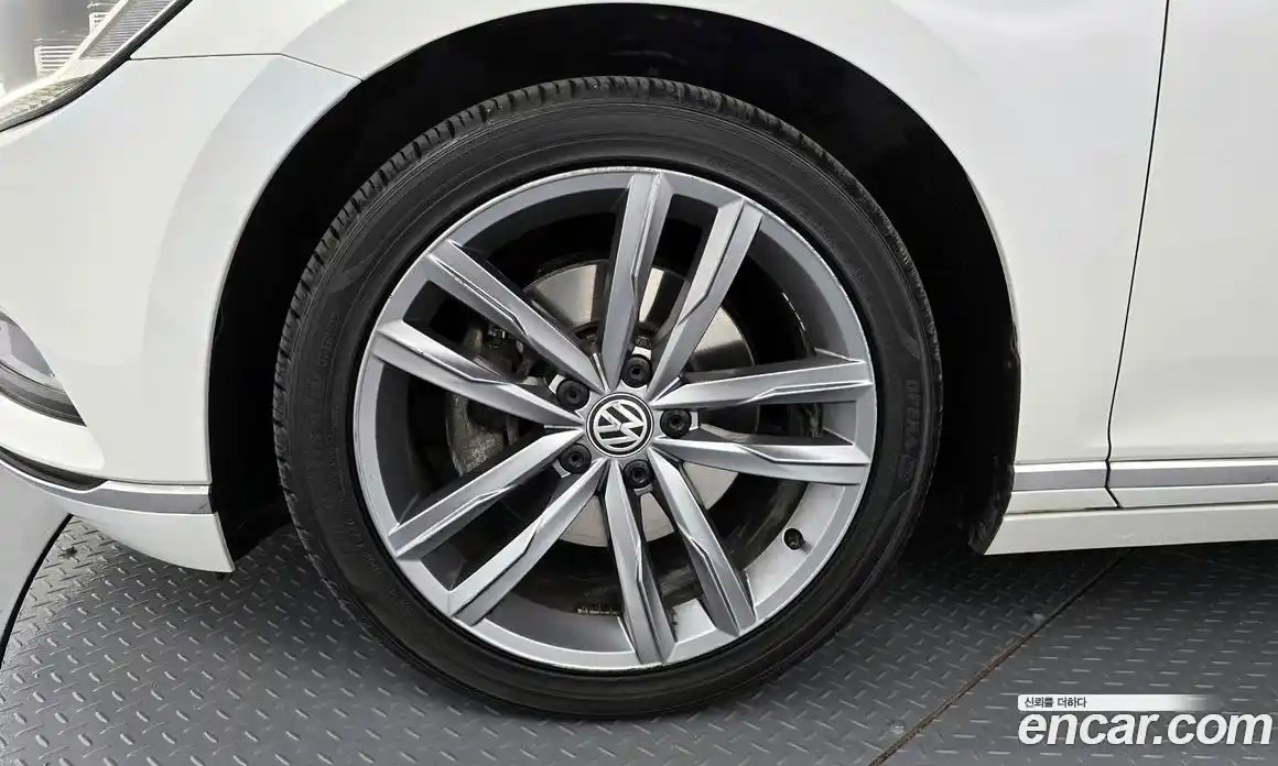 Volkswagen Passat 2018 2.0 гидро в Москве № 1623503, фото 5