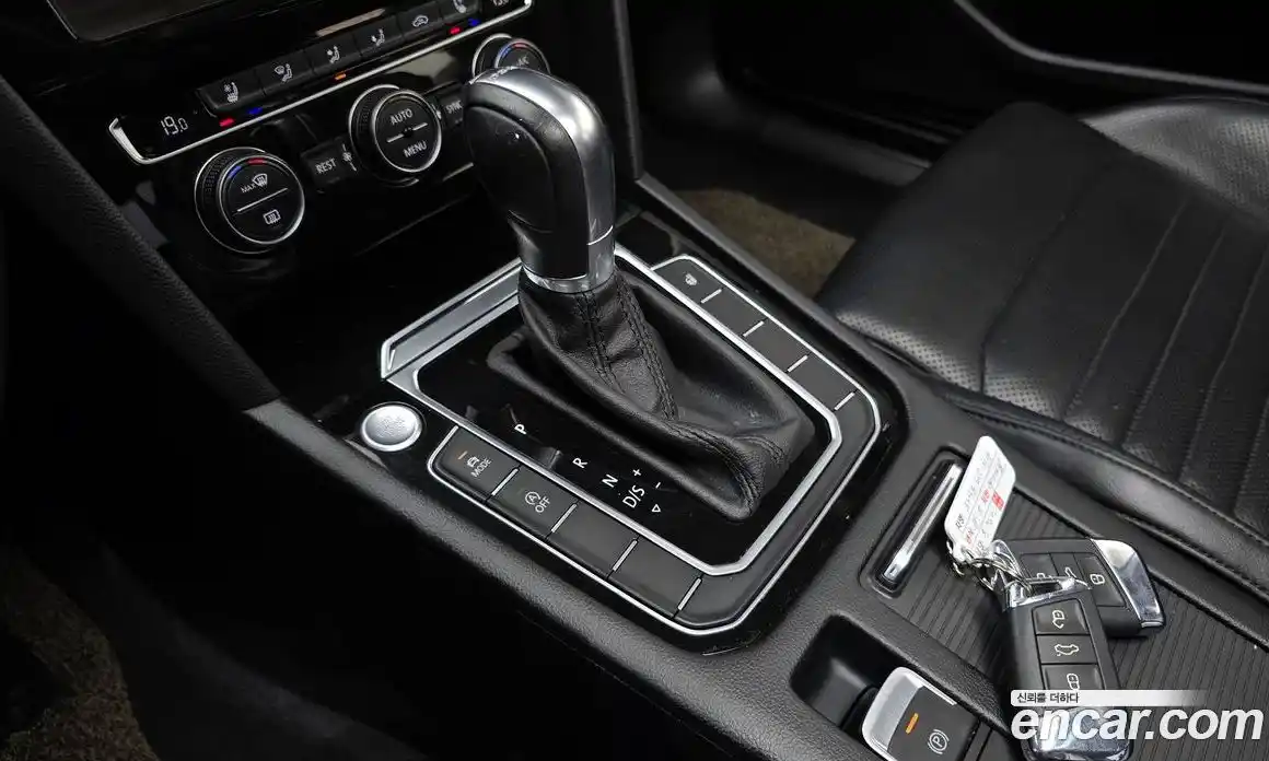 Volkswagen Passat 2018 2.0 гидро в Москве № 1623503, фото 9
