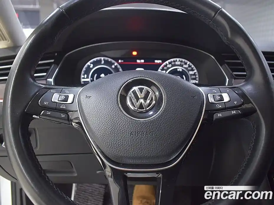 Volkswagen Passat 2018 2.0 гидро в Москве № 1623669, фото 12