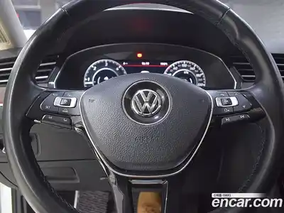 Volkswagen Passat 2018 2.0 гидро в Москве № 1623669, миниатюра 12