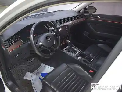 Volkswagen Passat 2018 2.0 гидро в Москве № 1623669, миниатюра 6