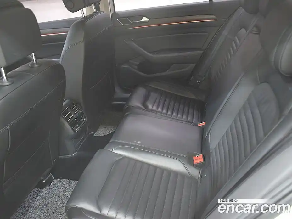 Volkswagen Passat 2018 2.0 гидро в Москве № 1623669, фото 7