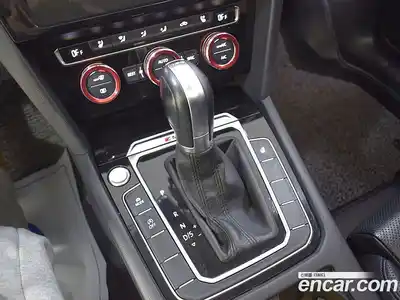 Volkswagen Passat 2018 2.0 гидро в Москве № 1623669, миниатюра 9