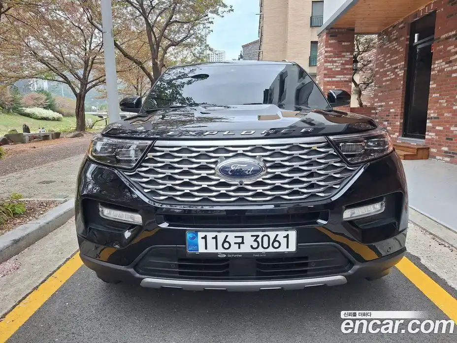 Ford Explorer 2021 3.0 гидро в Москве № 1625180, фото 3