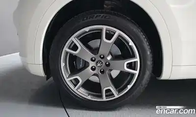 Maserati Levante 2022 2.0 гидро в Москве № 1625368, миниатюра 5