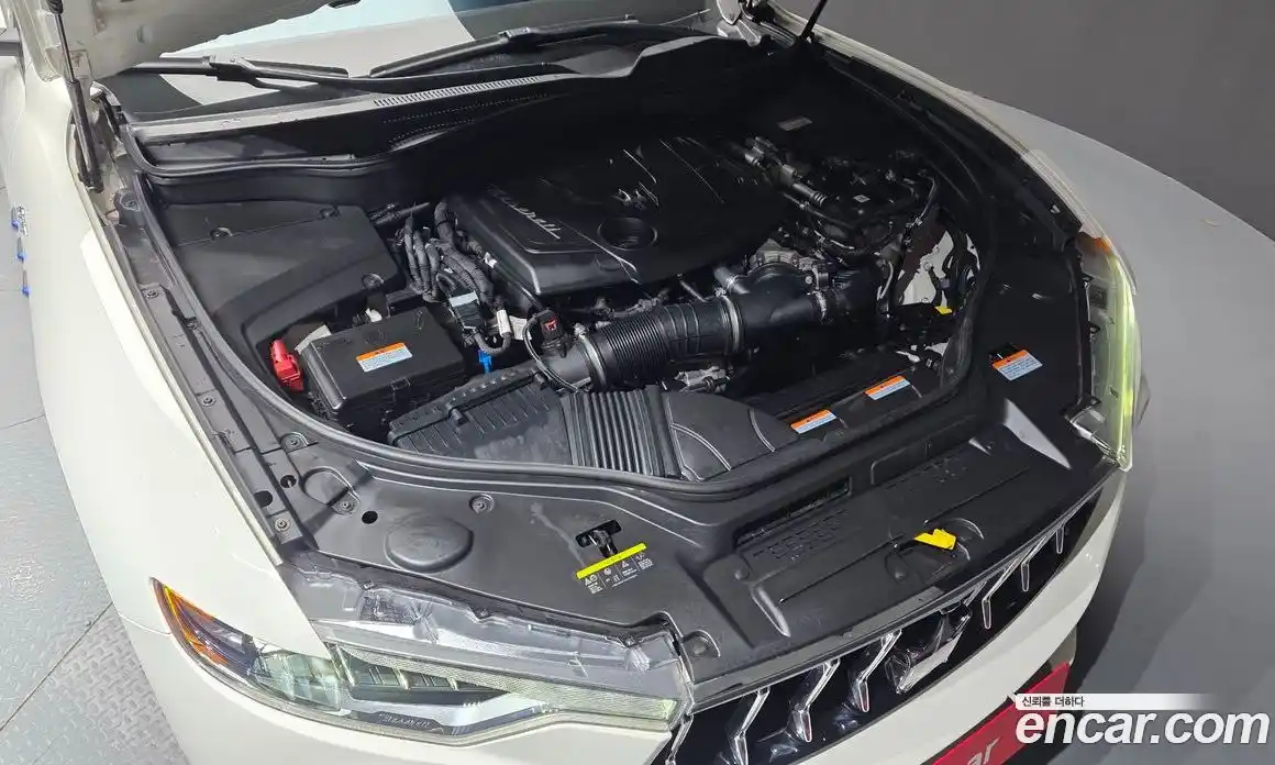 Maserati Levante 2022 2.0 гидро в Москве № 1625368, фото 6