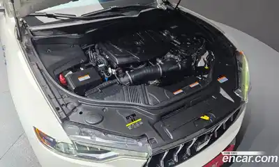 Maserati Levante 2022 2.0 гидро в Москве № 1625368, миниатюра 6