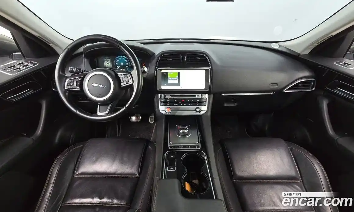 Jaguar F-Pace 2017 2.0 гидро в Москве № 1625578, фото 7