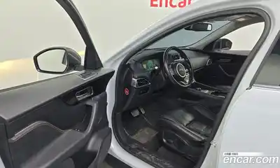 Jaguar F-Pace 2017 2.0 гидро в Москве № 1625578, миниатюра 10