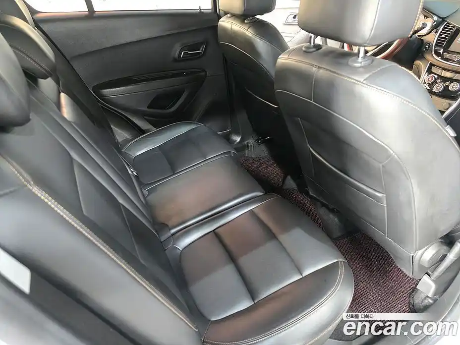 Chevrolet Trax 2018 1.4 гидро в Москве № 397009, фото 16
