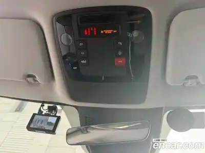 Kia Canival 2025 1.6 гидро в Москве № 1610893, миниатюра 11