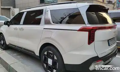 Kia Canival 2026 1.6 гидро в Москве № 1610908, миниатюра 5