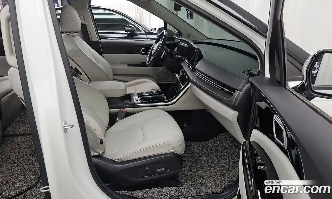 Kia Canival 2021 3.5 гидро в Москве № 1611280, фото 11