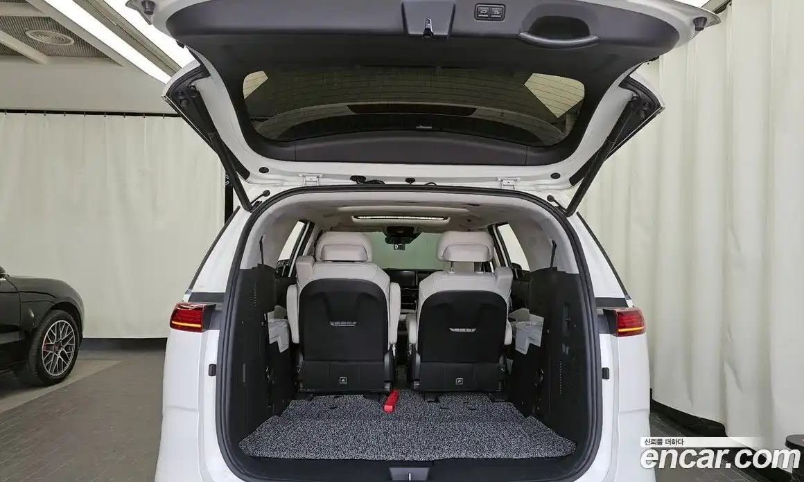 Kia Canival 2021 3.5 гидро в Москве № 1611280, фото 20