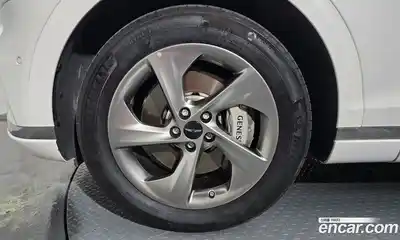 Genesis GV70 2024 2.5 гидро в Москве № 1611879, миниатюра 5