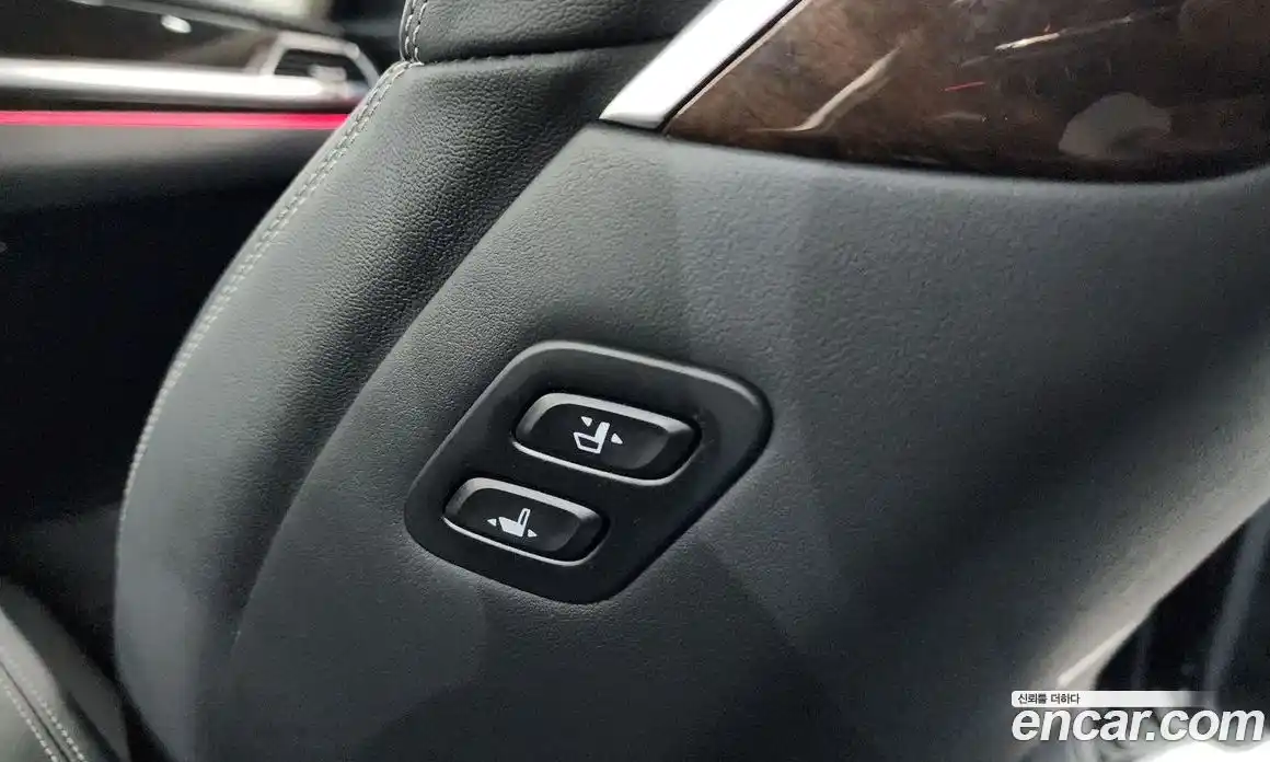 Genesis G90 2018 3.8 гидро в Москве № 1612212, фото 20