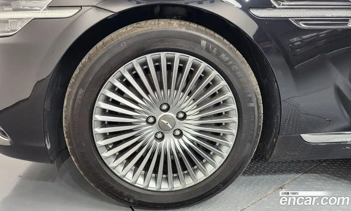 Genesis G90 2018 3.8 гидро в Москве № 1612212, фото 5