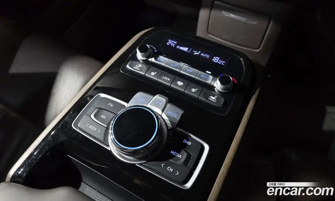 Genesis G90 2019 3.8 гидро в Москве № 1612300, фото 18