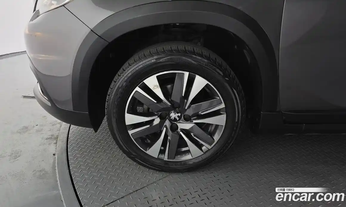 Peugeot 2008 2018 1.6 гидро в Москве № 1612940, фото 5