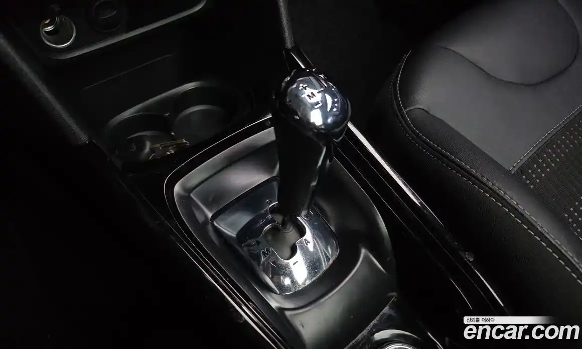 Peugeot 2008 2018 1.6 гидро в Москве № 1612940, фото 9