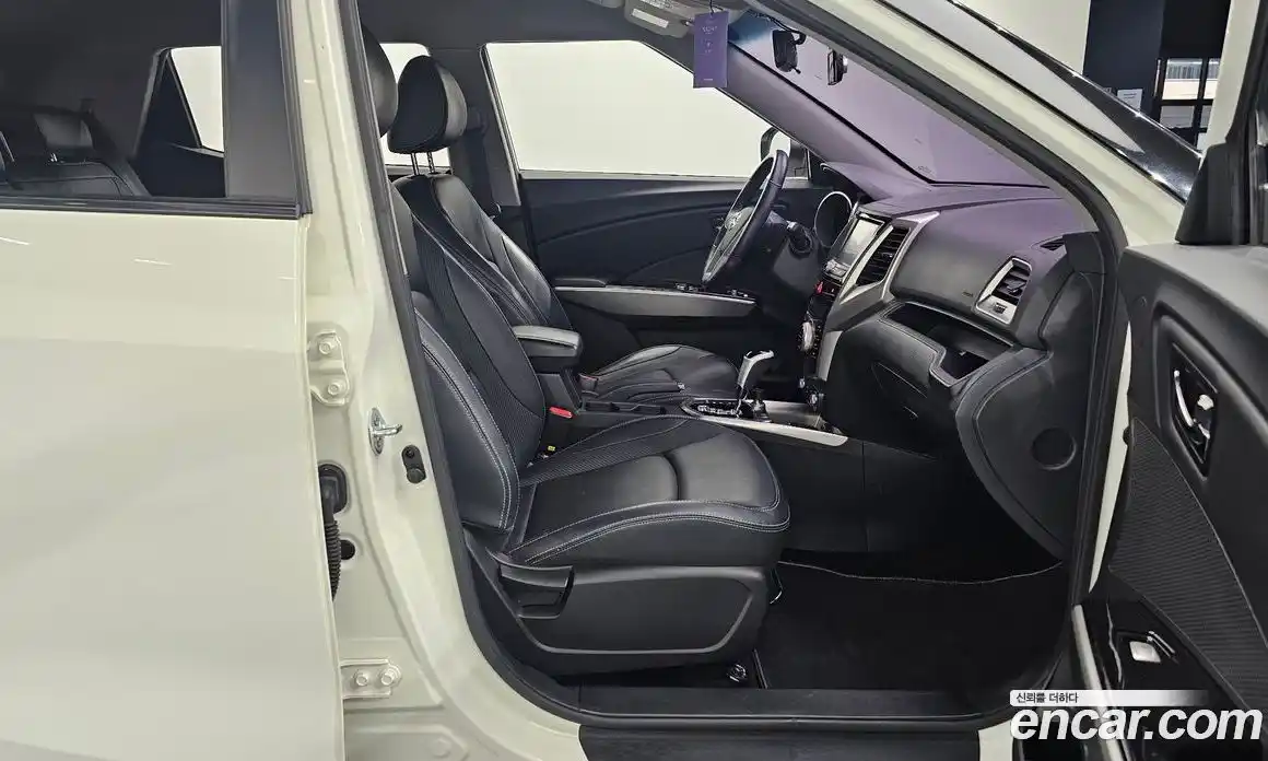 SsangYong TIBOLI 2016 1.6 гидро в Москве № 1613001, фото 12