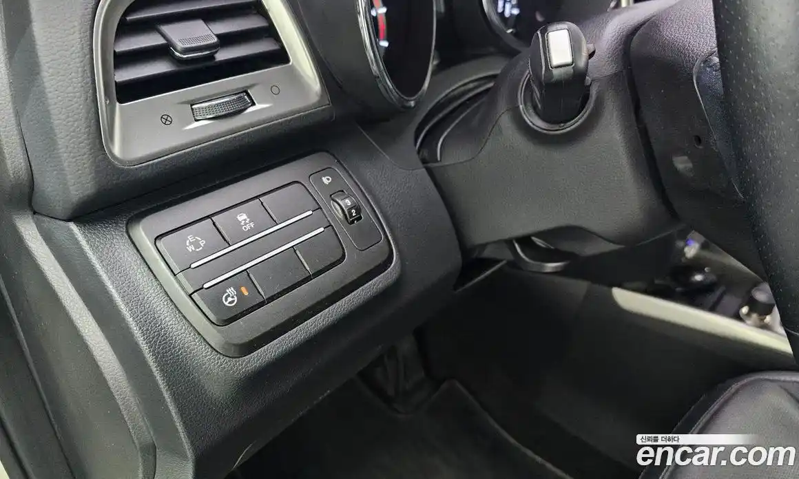 SsangYong TIBOLI 2016 1.6 гидро в Москве № 1613001, фото 17