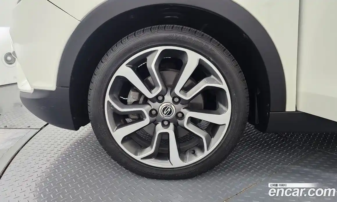 SsangYong TIBOLI 2016 1.6 гидро в Москве № 1613001, фото 5