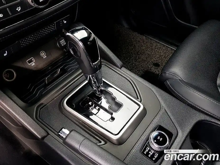 SsangYong Rexton 2018 2.2 гидро в Москве № 1613359, фото 13