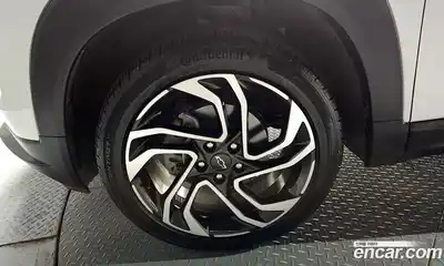 Chevrolet TrailBlazer 2023 1.3 гидро в Москве № 1613614, миниатюра 5