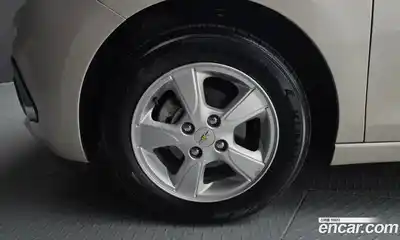 Chevrolet Spark 2017 1.0 гидро в Москве № 1613815, миниатюра 5