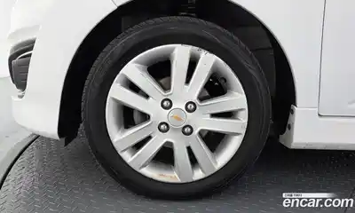 Chevrolet Spark 2014 1.0 гидро в Москве № 1614499, миниатюра 5