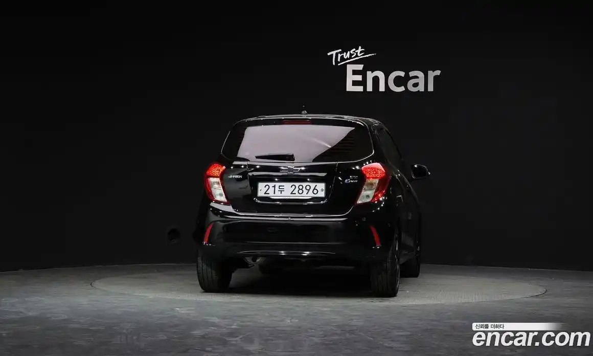 Chevrolet Spark 2017 1.0 гидро в Москве, фото 4