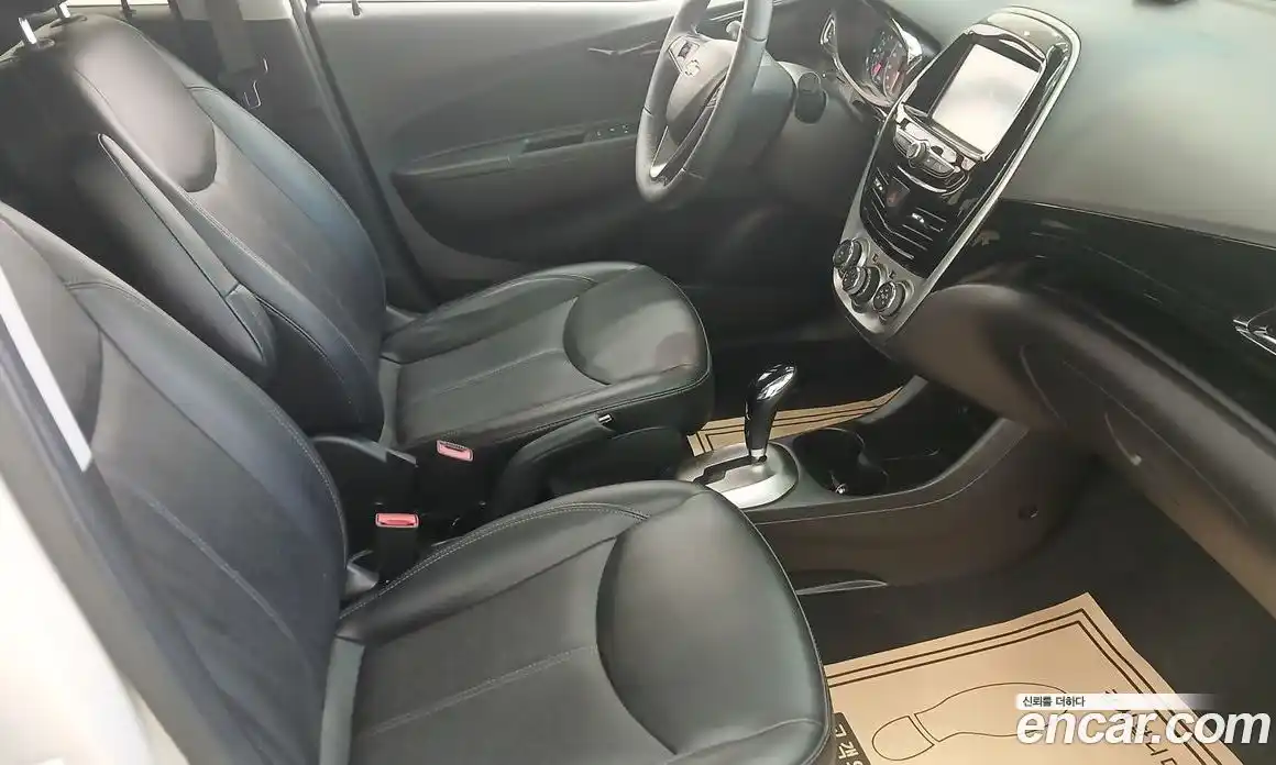 Chevrolet Spark 2016 1.0 гидро в Москве, фото 12