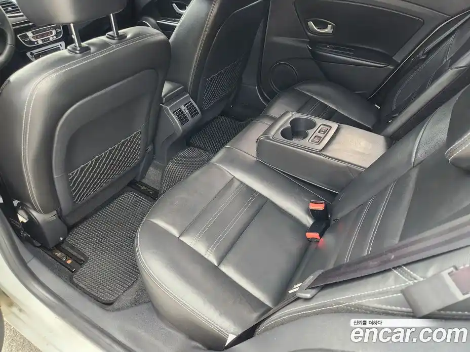 Renault SM3 2015 1.6 гидро в Москве № 1615582, фото 19