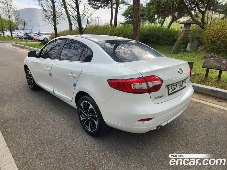 Renault SM3 2015 1.6 гидро в Москве № 1615582, фото 4