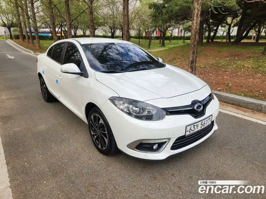 Renault SM3 2015 1.6 гидро в Москве № 1615582, фото 8