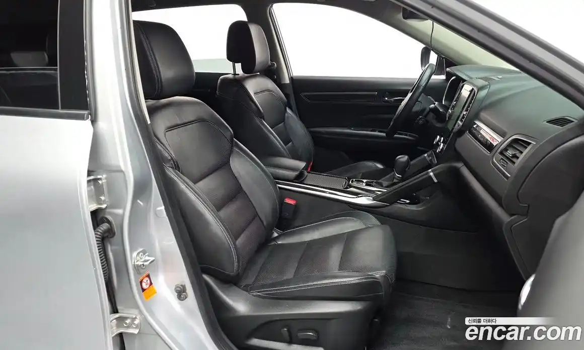 Renault QM6 2017 2.0 гидро в Москве № 1615784, фото 11