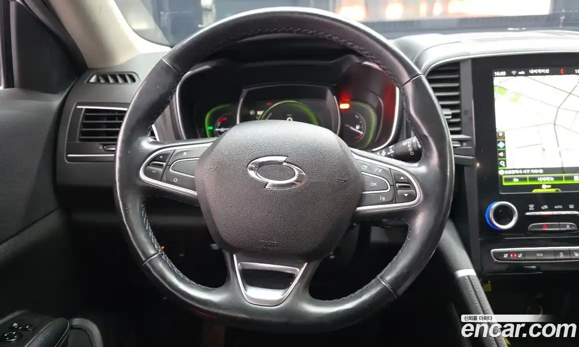 Renault QM6 2017 2.0 гидро в Москве № 1615784, фото 13