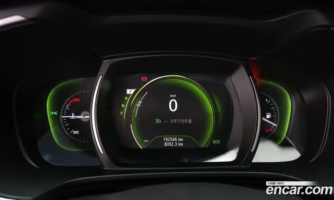 Renault QM6 2017 2.0 гидро в Москве № 1615784, фото 8