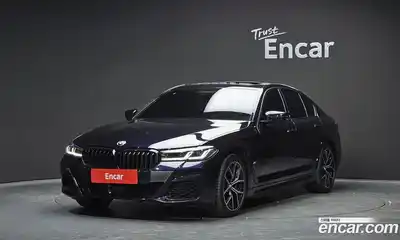 BMW 5-Series, 2022