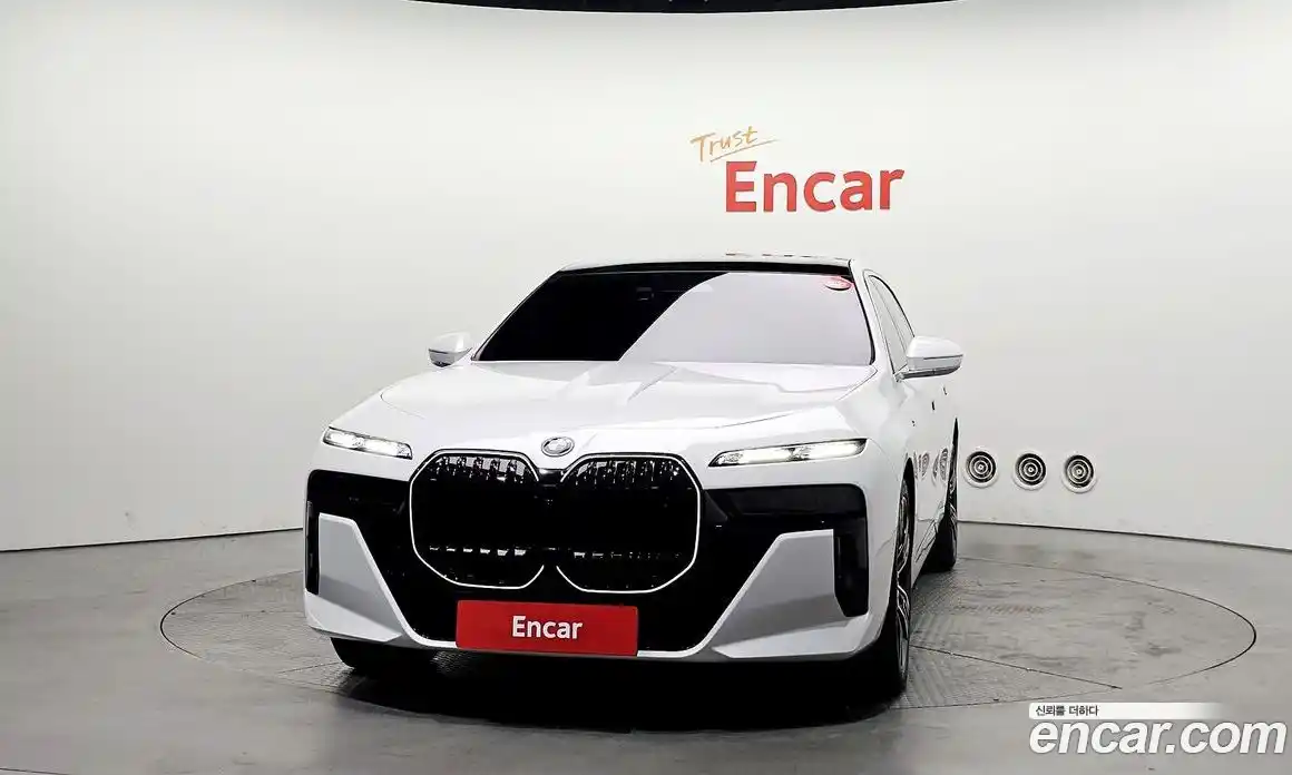 BMW i7 2023 0.3 гидро в Москве № 1616310, фото 3