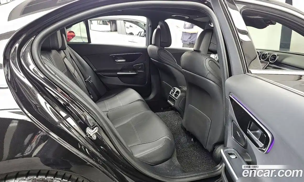 Mercedes-Benz C-Class 2024 2.0 гидро в Москве № 1616720, фото 12