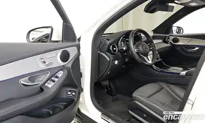 Mercedes-Benz GLC-Class 2021 2.0 гидро в Москве № 1616950, миниатюра 10