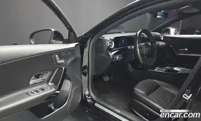 Mercedes-Benz A-Class 2019 2.0 гидро в Москве № 1616982, миниатюра 11