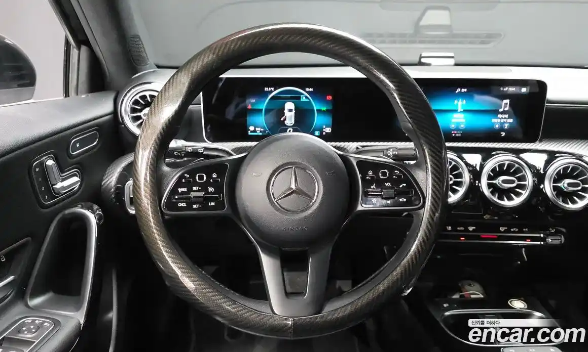 Mercedes-Benz A-Class 2019 2.0 гидро в Москве № 1616982, фото 13